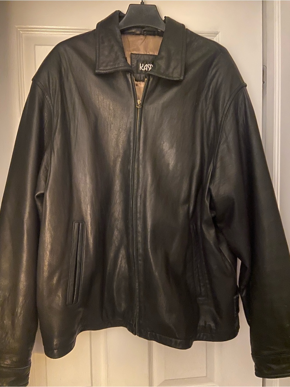 Kasper Black Leather Zip-Up Bomber Jacket